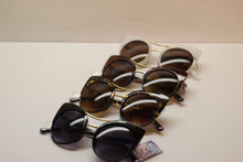 Load image into Gallery viewer, Retro Women CatEye Sunglasses , Gradient Lens, Black. - Bili&#39;s Bougie Boutique
