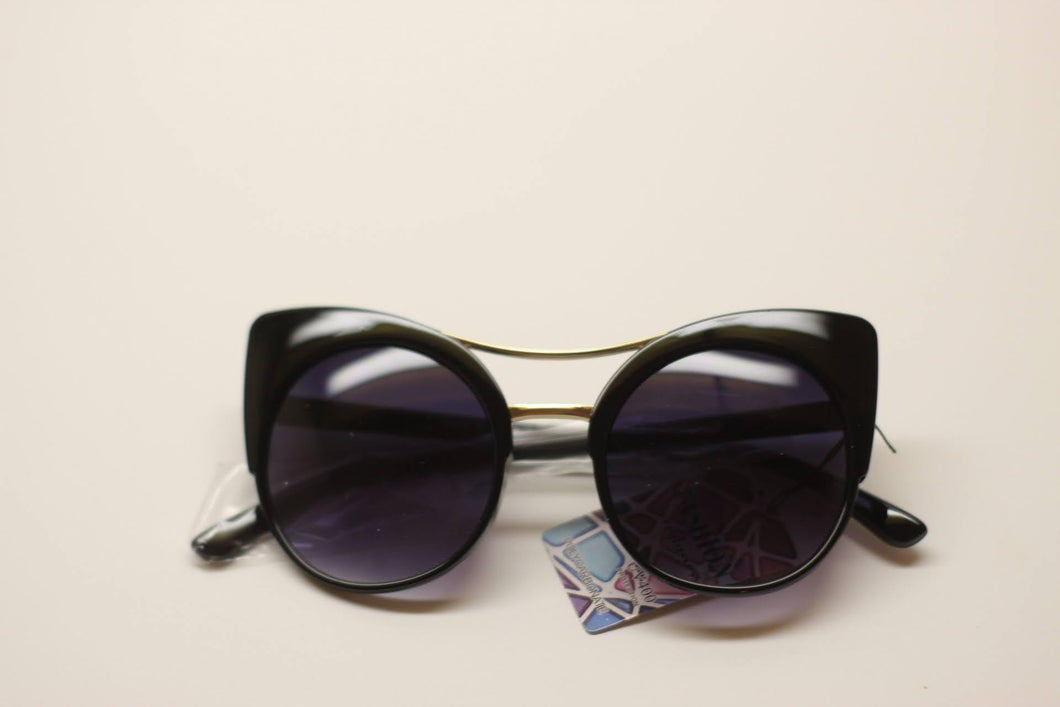 Retro Women CatEye Sunglasses , Gradient Lens, Black. - Bili's Bougie Boutique