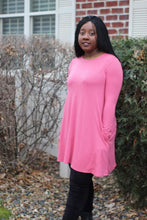 Load image into Gallery viewer, LONG SLEEVE SWING TUNIC WITH POCKETS - Bili&#39;s Bougie Boutique
