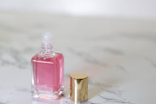 Load image into Gallery viewer, Women&#39;s fragrant body oil in bougie pink. - Bili&#39;s Bougie Boutique
