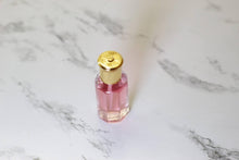 Load image into Gallery viewer, Women&#39;s fragrant body oil in bougie pink. - Bili&#39;s Bougie Boutique
