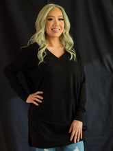 Load image into Gallery viewer, V-NECK BRUSHED MELANGE SWEATER WITH POCKETS IN BLACK
