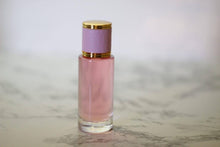 Load image into Gallery viewer, Women&#39;s fragrant body oil in bougie pink. - Bili&#39;s Bougie Boutique
