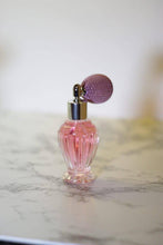 Load image into Gallery viewer, Women&#39;s fragrant body oil in bougie pink. - Bili&#39;s Bougie Boutique
