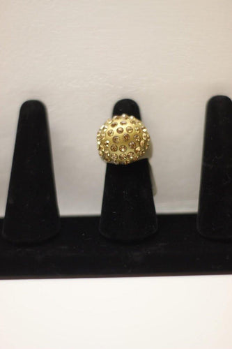 Round Jeweled  plastic Ring in Gold - Bili's Bougie Boutique